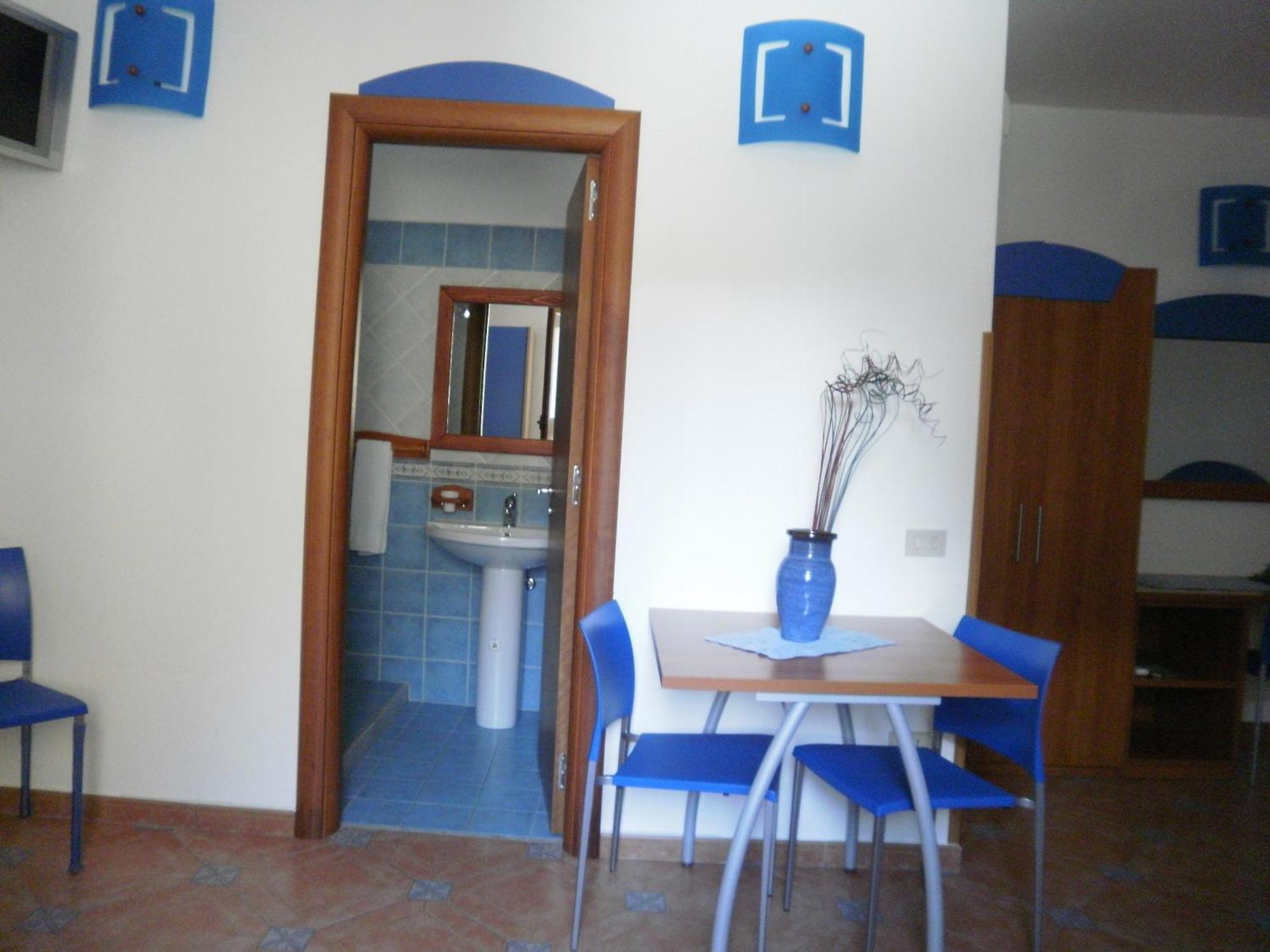 Апарт отель Sogni Nel Blu Устика Номер фото