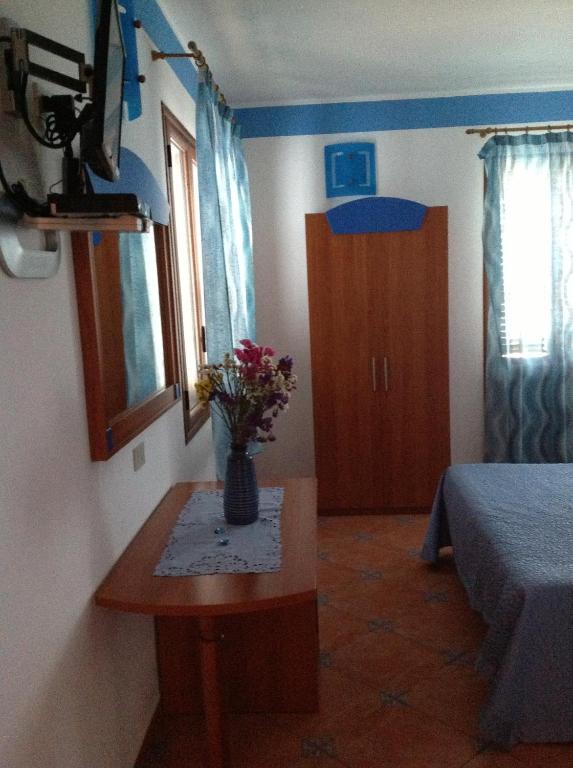 Апарт отель Sogni Nel Blu Устика Номер фото